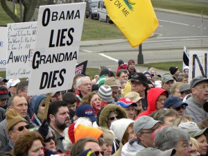 March 13, 2010: Tea Party rally against the continuation of the Affordable Care Act (ACA).  Credit: Fibonacci Blue