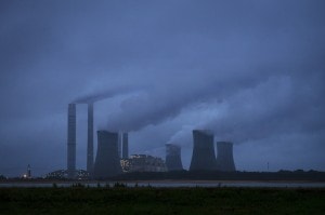 A coal-fired power plant in Juliette, Ga.  Credit: John Amis/Associated Press