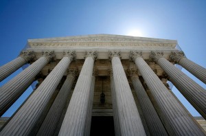 PILLARS OF JUSTICE: Although the U.S. Supreme Court is the most diverse it has ever been – three of the nine justices are women and two are minorities – the elite bar that comes before it is strikingly homogeneous: Of the 66 top lawyers, 63 are white. Only eight are women.  Credit: REUTERS/Molly Riley 
